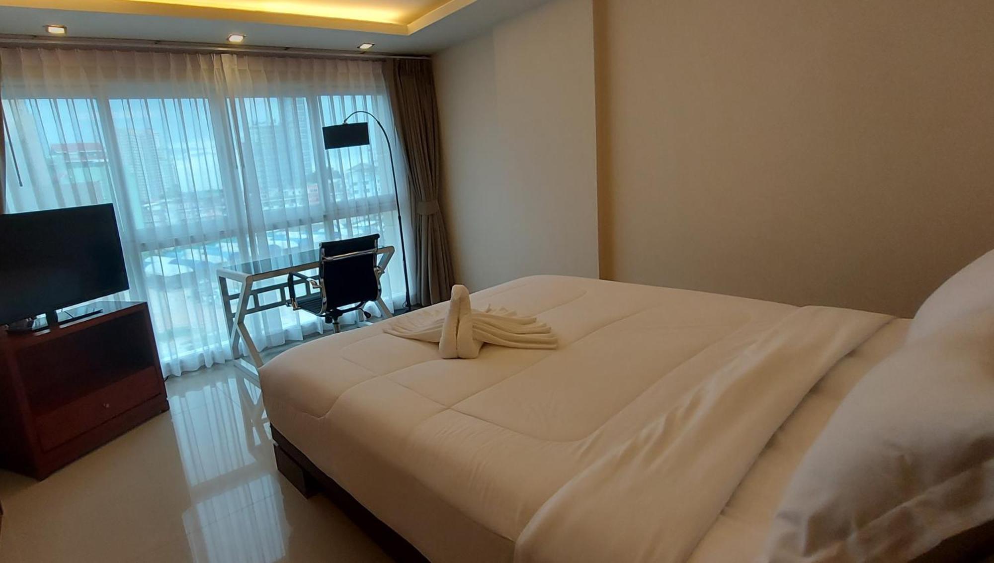 Garden - 2br Suite, 76sqm Apartemen Pattaya
